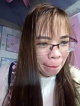   Mai-love19   online show from February 9, 2025, 1:46 pm