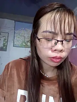   Mai-love19   online show from February 13, 2025, 5:58 am