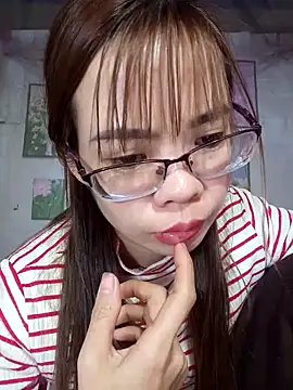   Mai-love19   online show from February 14, 2025, 10:17 am