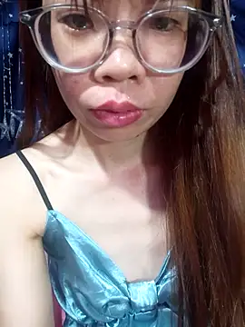  Mai-love19   online show from July 18, 2026, 11:52 pm