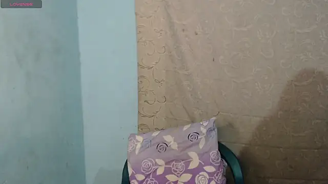 Candy chloee online show from October 2, 2025, 7:04 am