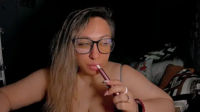 CumOnMy Tits online show from April 6, 2026, 2:53 am