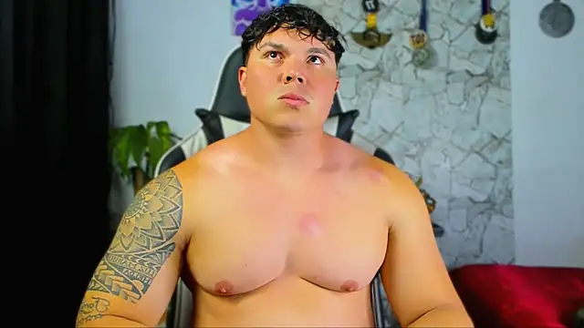 Snapshot of Drakexion21 chatting on September 30, 2025, 12:04 am Drakexion21 online show from September 30, 2025, 12:04 am