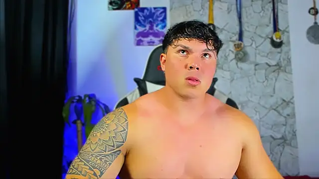 Snapshot of Drakexion21 chatting on October 1, 2025, 11:33 pm Drakexion21 online show from October 1, 2025, 11:33 pm