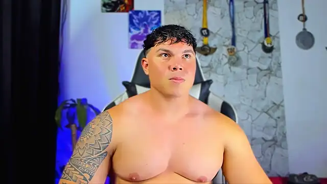 Snapshot of Drakexion21 chatting on October 2, 2025, 11:56 pm Drakexion21 online show from October 2, 2025, 11:56 pm