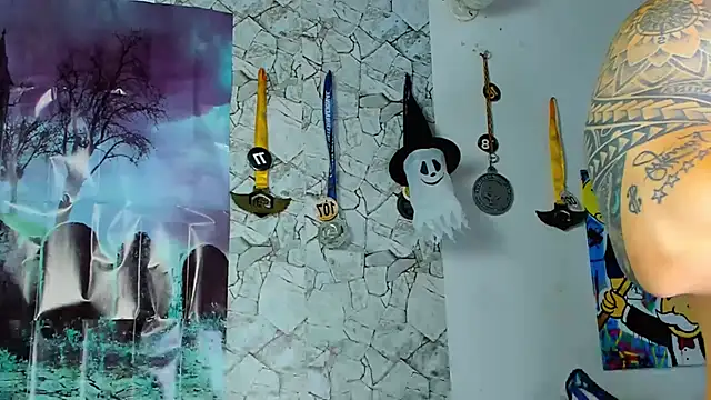 Snapshot of Drakexion21 chatting on October 30, 2025, 9:15 pm Drakexion21 online show from October 30, 2025, 9:15 pm