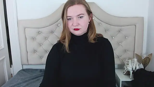 Snapshot of LaraDream chatting on January 16, 2025, 8:36 pm LaraDream online show from January 16, 2025, 8:36 pm