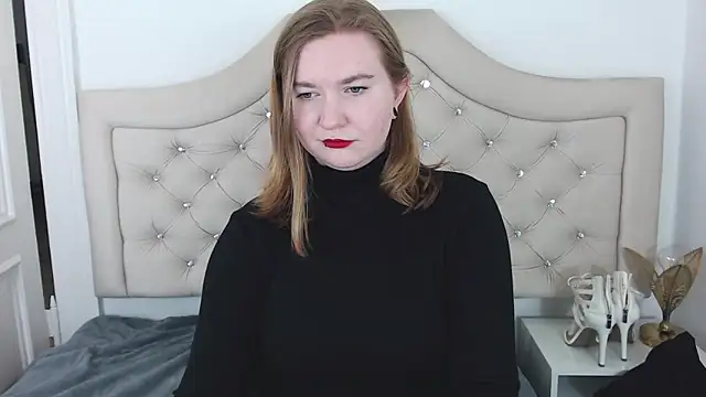 Snapshot of LaraDream chatting on January 16, 2025, 11:48 pm LaraDream online show from January 16, 2025, 11:48 pm