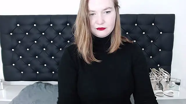 Snapshot of LaraDream chatting on February 11, 2025, 11:54 pm LaraDream online show from February 11, 2025, 11:54 pm