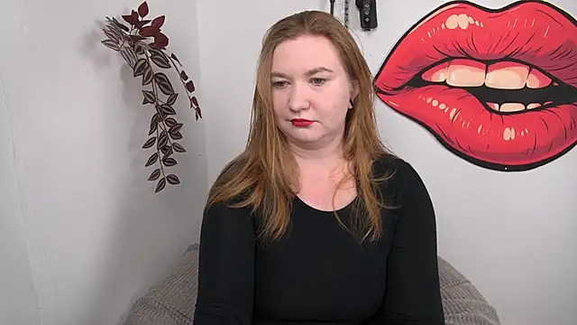 LaraDream online show from January 19, 2026, 3:38 pm