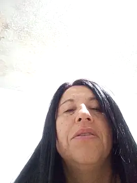 valeriapinter online show from May 9, 2026, 10:20 am