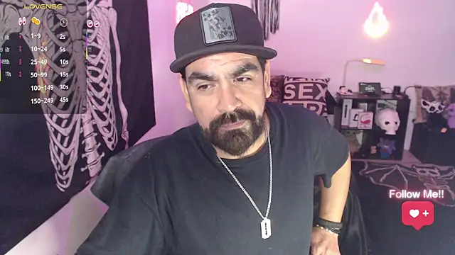 Snapshot of soyelcarlitos_ chatting on May 16, 2026, 5:04 am soyelcarlitos online show from May 16, 2026, 5:04 am