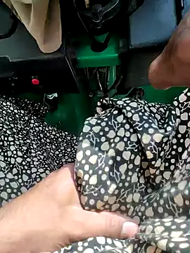 Snapshot of Kolkata___Boy chatting on December 29, 2024, 3:54 am Kolkata Boy online show from December 29, 2024, 3:54 am