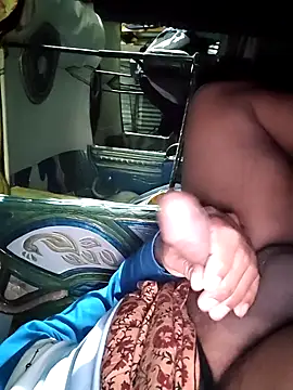 Snapshot of Kolkata___Boy chatting on December 30, 2024, 5:02 pm Kolkata Boy online show from December 30, 2024, 5:02 pm